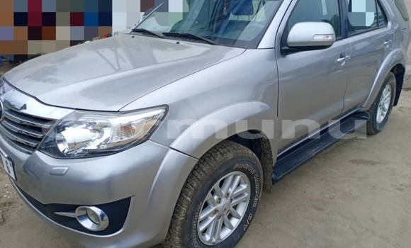 Buy Used Toyota Fortuner Silver Car in Brazzaville in Municipality of Brazzaville Buy Used Toyota Fortuner Silver Car in Brazzaville in Municipality of Brazzaville
