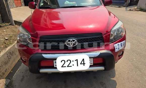 Acheter Occasion Voiture Toyota RAV4 Rouge à Brazzaville, Commune de Brazzaville Acheter Occasion Voiture Toyota RAV4 Rouge à Brazzaville, Commune de Brazzaville