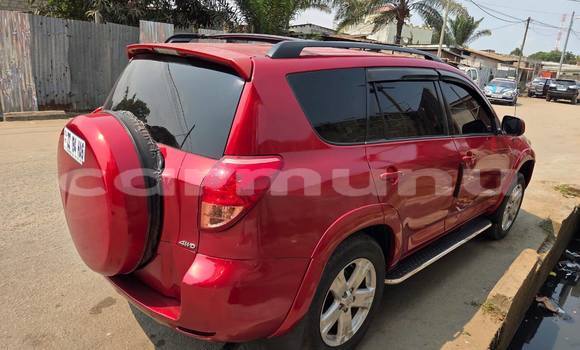 Acheter Occasion Voiture Toyota RAV4 Rouge à Brazzaville, Commune de Brazzaville Acheter Occasion Voiture Toyota RAV4 Rouge à Brazzaville, Commune de Brazzaville