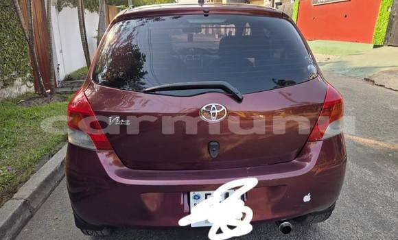 Acheter Occasion Voiture Toyota Yaris Rouge à Brazzaville, Commune de Brazzaville Acheter Occasion Voiture Toyota Yaris Rouge à Brazzaville, Commune de Brazzaville