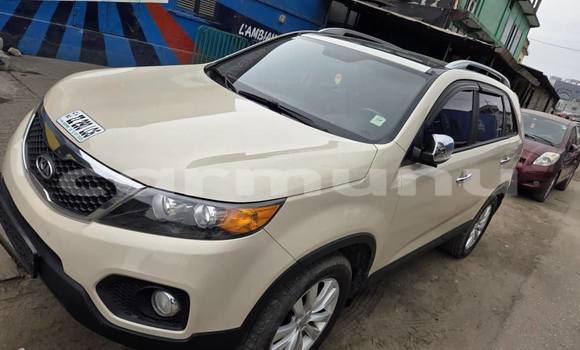 Acheter Occasion Voiture Kia Sorento Blanc à Brazzaville, Commune de Brazzaville Acheter Occasion Voiture Kia Sorento Blanc à Brazzaville, Commune de Brazzaville