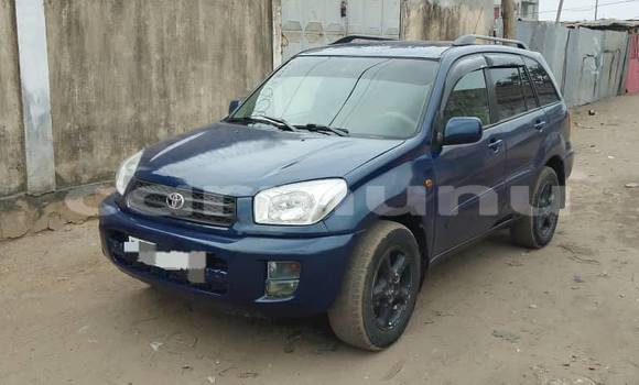 Acheter Occasion Voiture Toyota RAV4 Bleu à Brazzaville, Commune de Brazzaville Acheter Occasion Voiture Toyota RAV4 Bleu à Brazzaville, Commune de Brazzaville