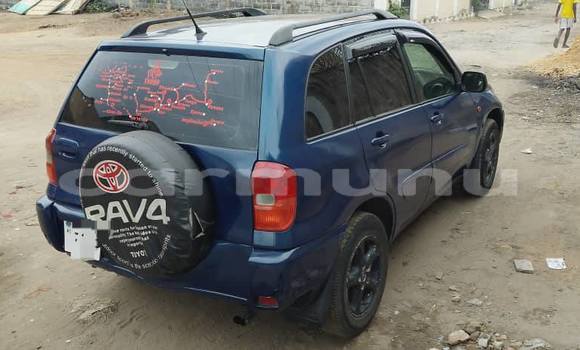 Acheter Occasion Voiture Toyota RAV4 Bleu à Brazzaville, Commune de Brazzaville Acheter Occasion Voiture Toyota RAV4 Bleu à Brazzaville, Commune de Brazzaville