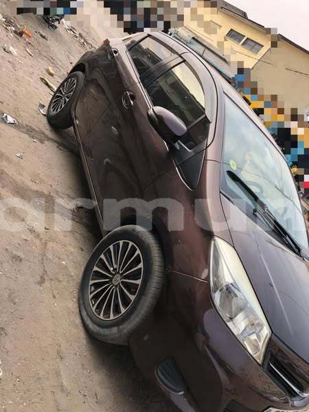 Big with watermark toyota yaris region du kouilou pointe noire 8675