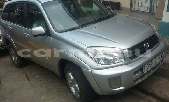 Buy Used Toyota RAV4 Silver Car in Brazzaville in Municipality of Brazzaville Buy Used Toyota RAV4 Silver Car in Brazzaville in Municipality of Brazzaville