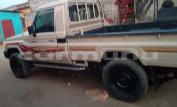 Acheter Occasion Voiture Toyota RAV4 Autre à Pointe–Noire, Région du Kouilou Acheter Occasion Voiture Toyota RAV4 Autre à Pointe–Noire, Région du Kouilou