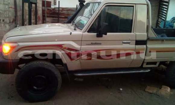 Acheter Occasion Voiture Toyota RAV4 Autre à Pointe–Noire, Région du Kouilou Acheter Occasion Voiture Toyota RAV4 Autre à Pointe–Noire, Région du Kouilou