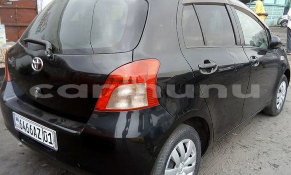 Acheter Occasion Voiture Toyota Vitz Noir à Brazzaville, Commune de Brazzaville
