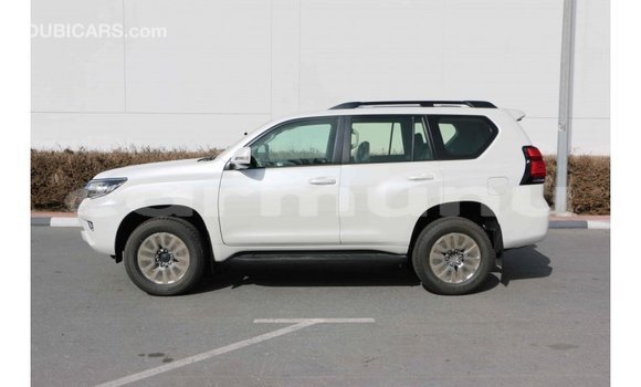 Buy Import Toyota Prado White Car in Import - Dubai in Region of Bouenza Buy Import Toyota Prado White Car in Import - Dubai in Region of Bouenza