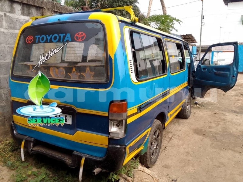 Big with watermark toyota hilux region du kouilou pointe noire 8715