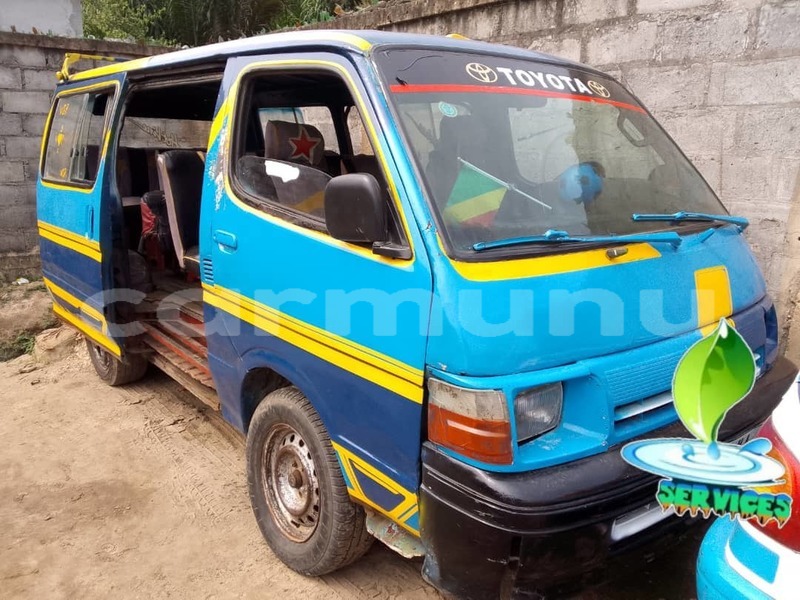 Big with watermark toyota hilux region du kouilou pointe noire 8715