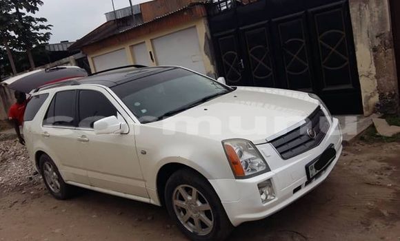Acheter Occasion Voiture Cadillac Escalade Blanc à Brazzaville, Commune de Brazzaville