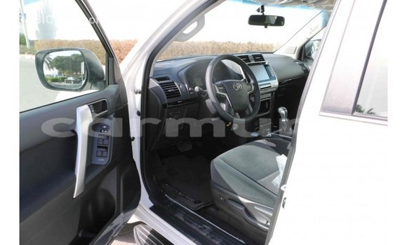 Buy Import Toyota Prado White Car in Import - Dubai in Region of Bouenza Buy Import Toyota Prado White Car in Import - Dubai in Region of Bouenza