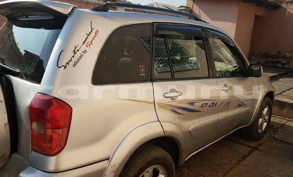 Buy Used Toyota RAV4 Silver Car in Brazzaville in Municipality of Brazzaville Buy Used Toyota RAV4 Silver Car in Brazzaville in Municipality of Brazzaville