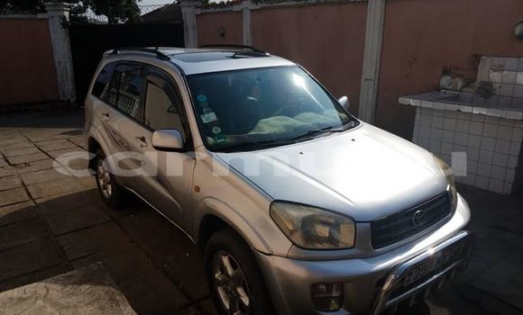 Buy Used Toyota RAV4 Silver Car in Brazzaville in Municipality of Brazzaville Buy Used Toyota RAV4 Silver Car in Brazzaville in Municipality of Brazzaville