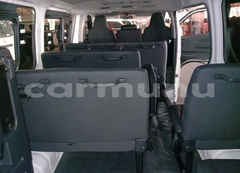 Big with watermark toyota hiace commune de brazzaville brazzaville 8870