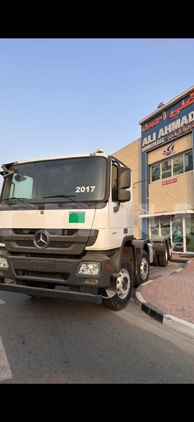Big with watermark mercedes benz truck region de la bouenza import dubai 8882