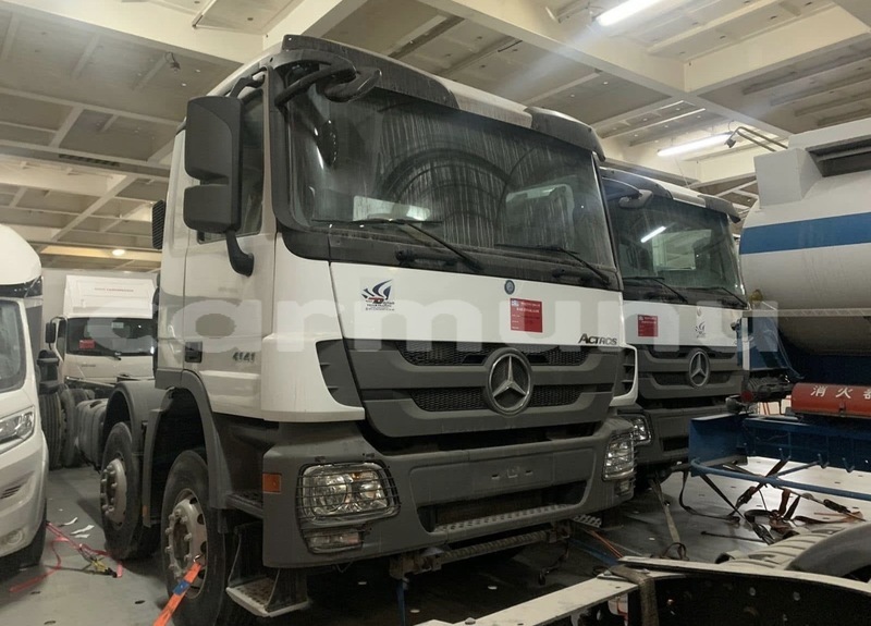 Big with watermark mercedes benz truck region de la bouenza import dubai 8882
