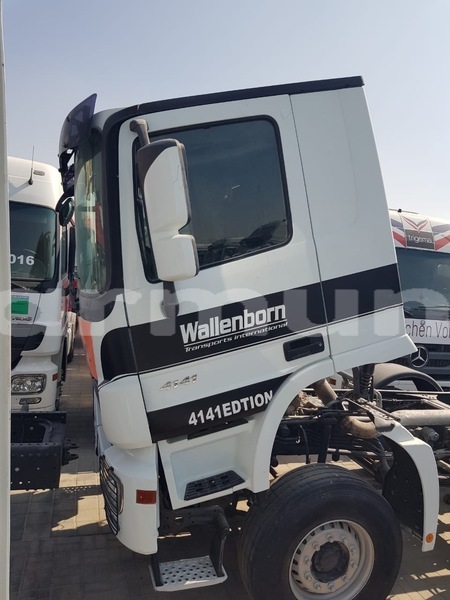 Big with watermark mercedes benz truck region de la bouenza import dubai 8883