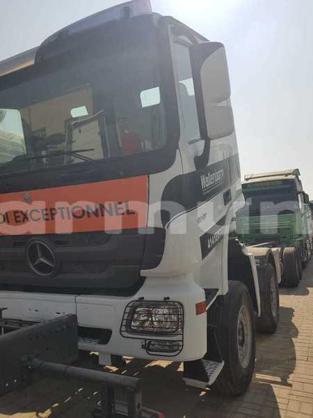 Big with watermark mercedes benz truck region de la bouenza import dubai 8883