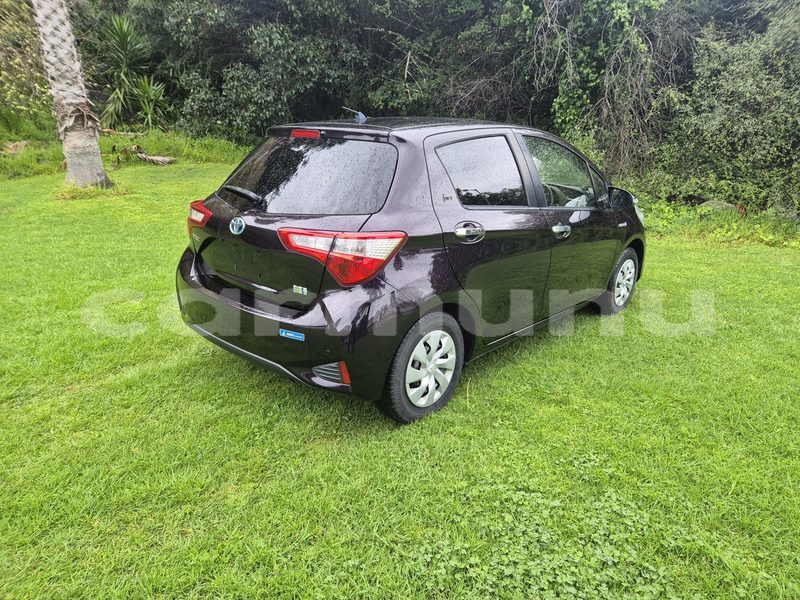 Big with watermark toyota vitz commune de brazzaville brazzaville 8908