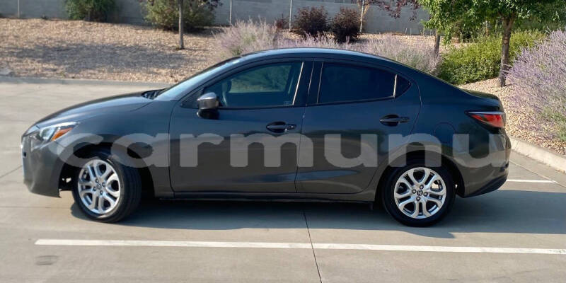 Big with watermark toyota yaris commune de brazzaville brazzaville 8917