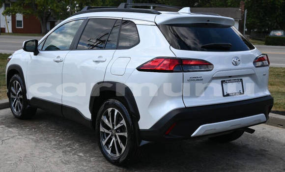 Acheter Occasion Voiture Toyota Corolla Cross Blanc à Brazzaville, Commune de Brazzaville Acheter Occasion Voiture Toyota Corolla Cross Blanc à Brazzaville, Commune de Brazzaville
