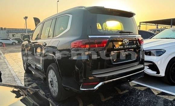 Buy New Toyota Land Cruiser Black Car in Brazzaville in Municipality of Brazzaville Buy New Toyota Land Cruiser Black Car in Brazzaville in Municipality of Brazzaville
