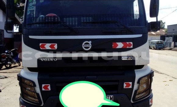 Acheter Occasion Voiture Volvo V90 Cross Country Gris à Pointe–Noire, Région du Kouilou