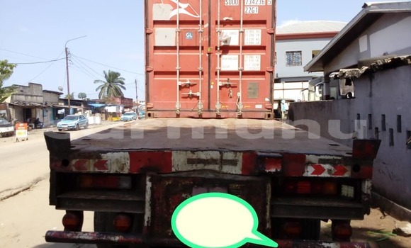 Buy Used Volvo V90 Cross Country Silver Car in Black Point in Kouilou region Buy Used Volvo V90 Cross Country Silver Car in Black Point in Kouilou region