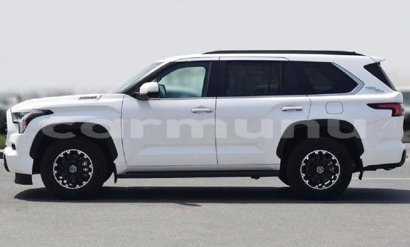 Acheter Neuf Voiture Toyota Sequoia Blanc à Import - Dubai, Région de la Bouenza Acheter Neuf Voiture Toyota Sequoia Blanc à Import - Dubai, Région de la Bouenza