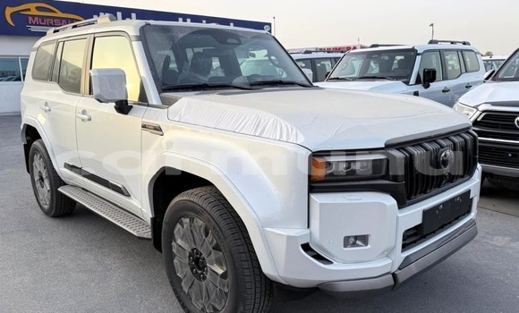 Buy New Toyota Prado White Car in Black Point in Kouilou region Buy New Toyota Prado White Car in Black Point in Kouilou region