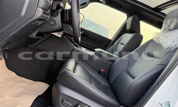 Buy New Toyota Prado White Car in Black Point in Kouilou region Buy New Toyota Prado White Car in Black Point in Kouilou region
