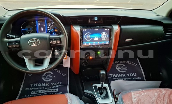 Acheter Occasion Voiture Toyota Fortuner Blanc à Brazzaville, Commune de Brazzaville Acheter Occasion Voiture Toyota Fortuner Blanc à Brazzaville, Commune de Brazzaville