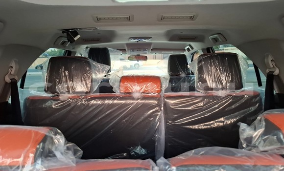 Acheter Occasion Voiture Toyota Fortuner Blanc à Brazzaville, Commune de Brazzaville Acheter Occasion Voiture Toyota Fortuner Blanc à Brazzaville, Commune de Brazzaville