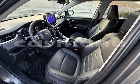 Buy Used Toyota RAV4 Silver Car in Black Point in Kouilou region Buy Used Toyota RAV4 Silver Car in Black Point in Kouilou region
