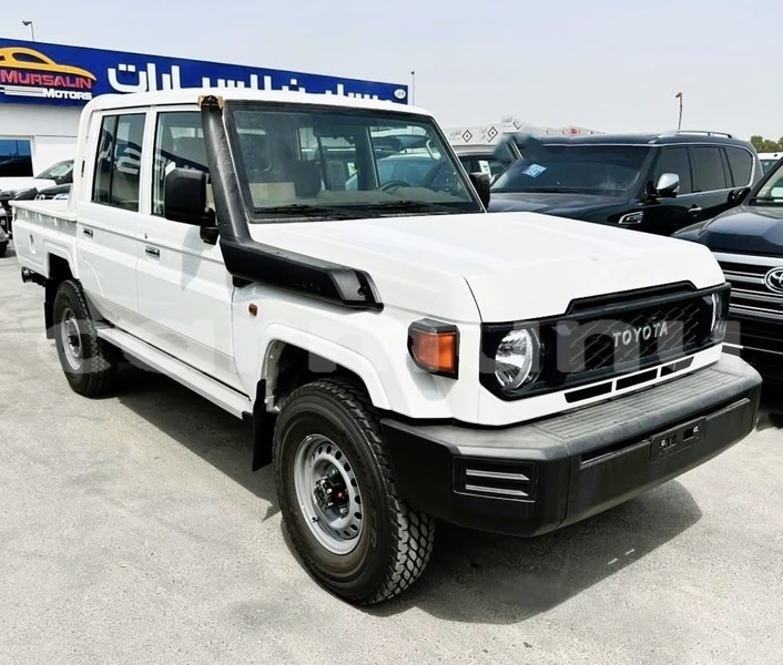 Big with watermark toyota land cruiser region du kouilou pointe noire 8938