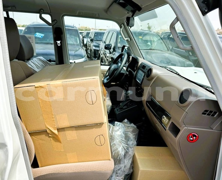 Big with watermark toyota land cruiser region du kouilou pointe noire 8938