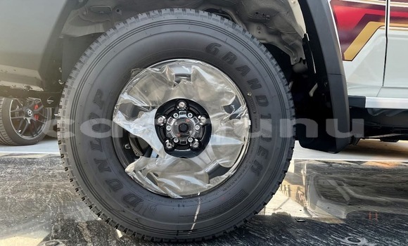 Acheter Neuf Voiture Toyota Pickup Blanc à Pointe–Noire, Région du Kouilou Acheter Neuf Voiture Toyota Pickup Blanc à Pointe–Noire, Région du Kouilou