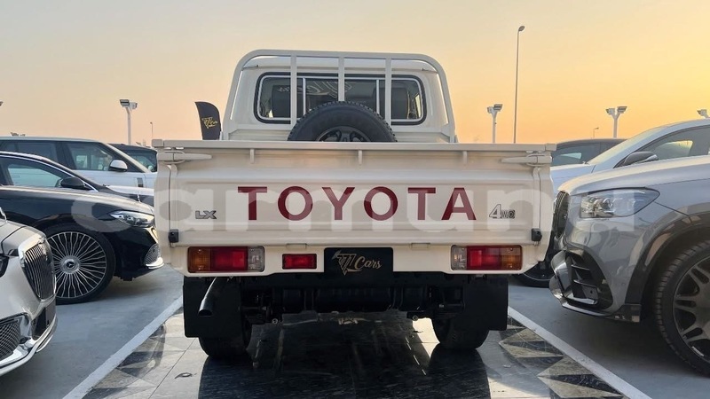 Big with watermark toyota pickup region du kouilou pointe noire 8939