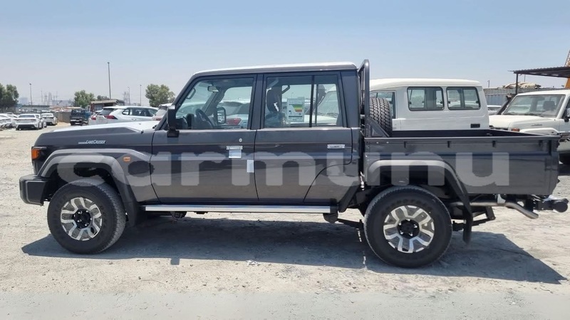 Big with watermark toyota pickup region du kouilou pointe noire 8939