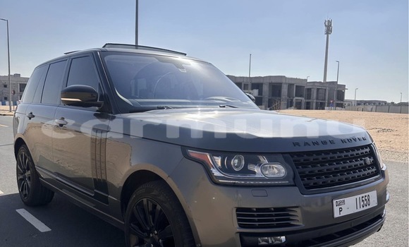 Acheter Occasion Voiture Land Rover Range Rover Vogue Gris à Brazzaville, Commune de Brazzaville Acheter Occasion Voiture Land Rover Range Rover Vogue Gris à Brazzaville, Commune de Brazzaville