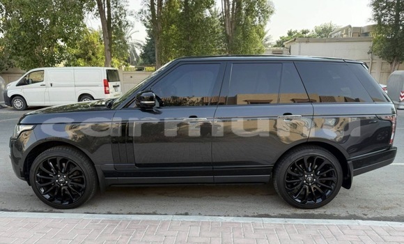 Buy Used Land Rover Range Rover Vogue Black Car in Black Point in Kouilou region Buy Used Land Rover Range Rover Vogue Black Car in Black Point in Kouilou region