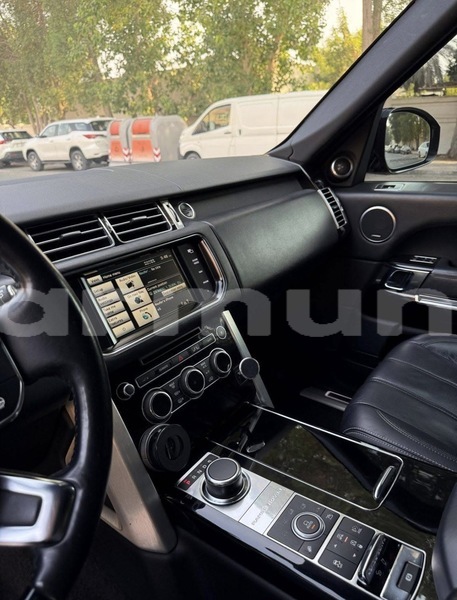 Big with watermark land rover range rover vogue region du kouilou pointe noire 8941