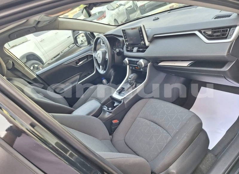 Big with watermark toyota rav4 region du kouilou pointe noire 8942