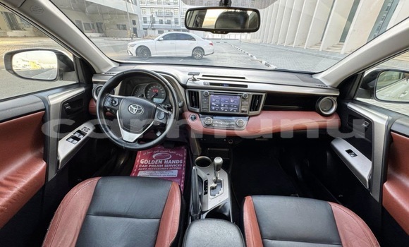 Acheter Occasion Voiture Toyota RAV4 Blanc à Pointe–Noire, Région du Kouilou Acheter Occasion Voiture Toyota RAV4 Blanc à Pointe–Noire, Région du Kouilou