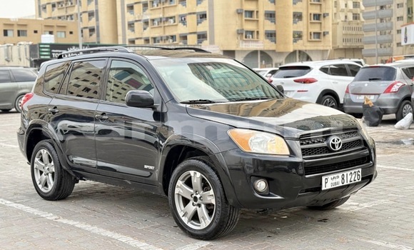 Acheter Occasion Voiture Toyota RAV4 Noir à Brazzaville, Commune de Brazzaville Acheter Occasion Voiture Toyota RAV4 Noir à Brazzaville, Commune de Brazzaville