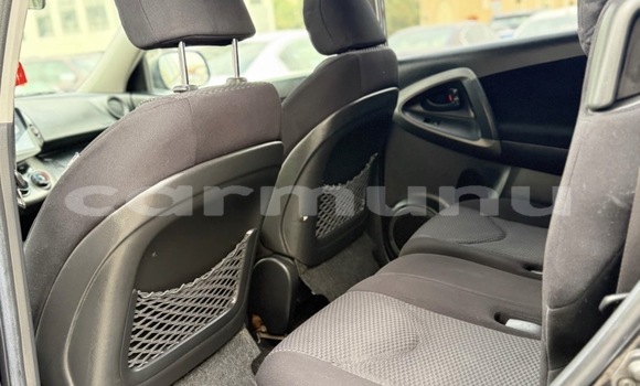 Acheter Occasion Voiture Toyota RAV4 Noir à Brazzaville, Commune de Brazzaville Acheter Occasion Voiture Toyota RAV4 Noir à Brazzaville, Commune de Brazzaville