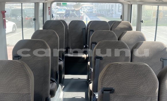 Acheter Neuf Voiture Toyota Coaster Blanc à Brazzaville, Commune de Brazzaville Acheter Neuf Voiture Toyota Coaster Blanc à Brazzaville, Commune de Brazzaville