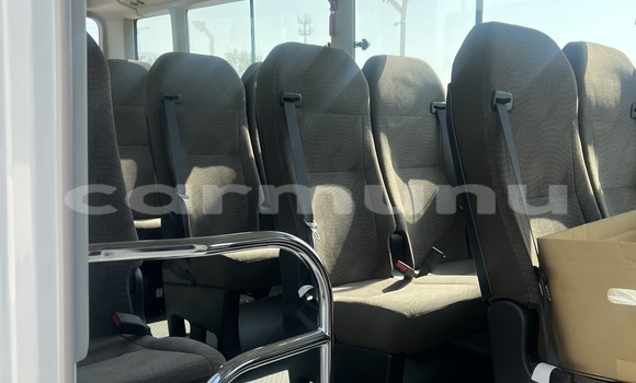 Acheter Neuf Voiture Toyota Coaster Blanc à Brazzaville, Commune de Brazzaville Acheter Neuf Voiture Toyota Coaster Blanc à Brazzaville, Commune de Brazzaville